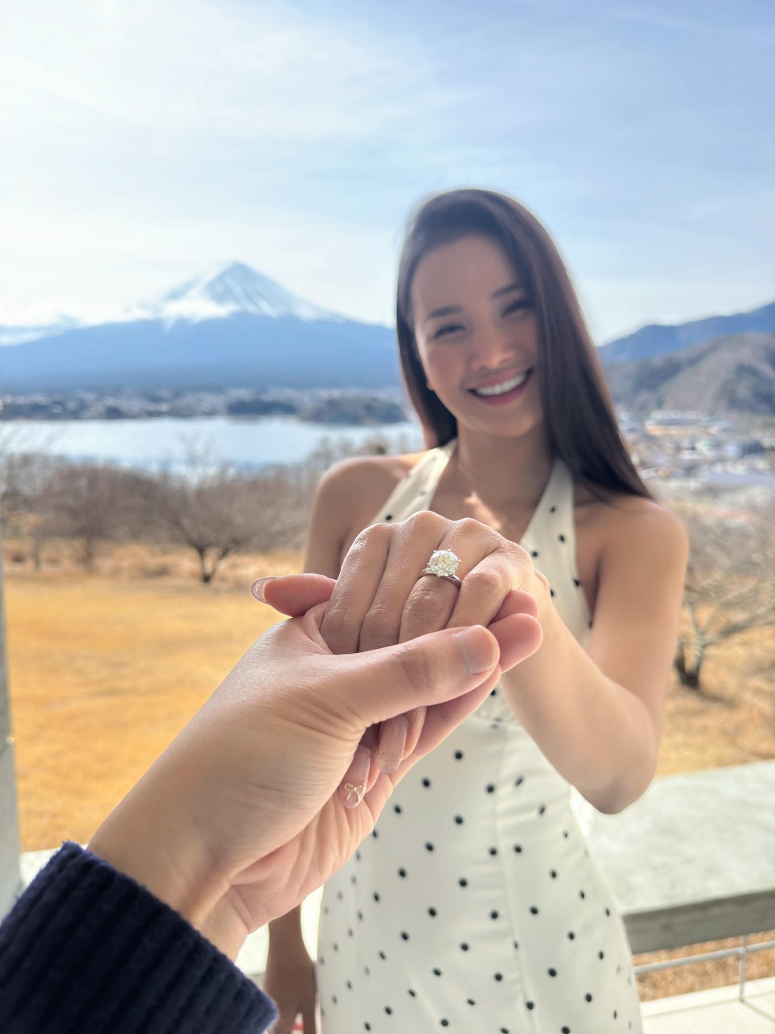 Vbiz có thêm tin hỷ: Á hậu Việt