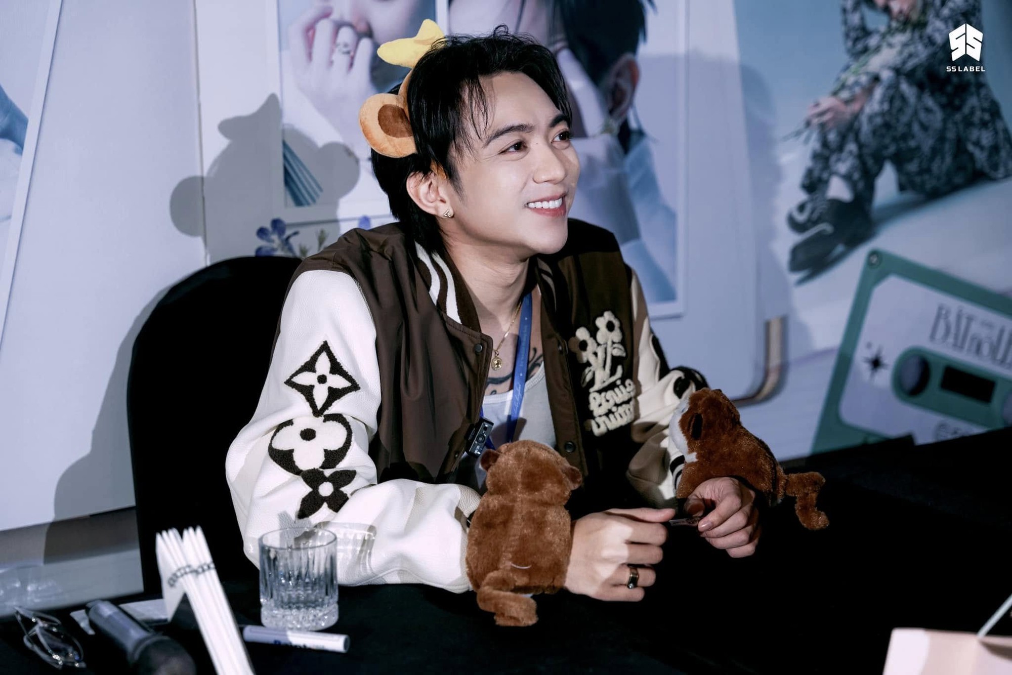 SOOBIN xoá sạch hình ảnh với LV?- Ảnh 7.