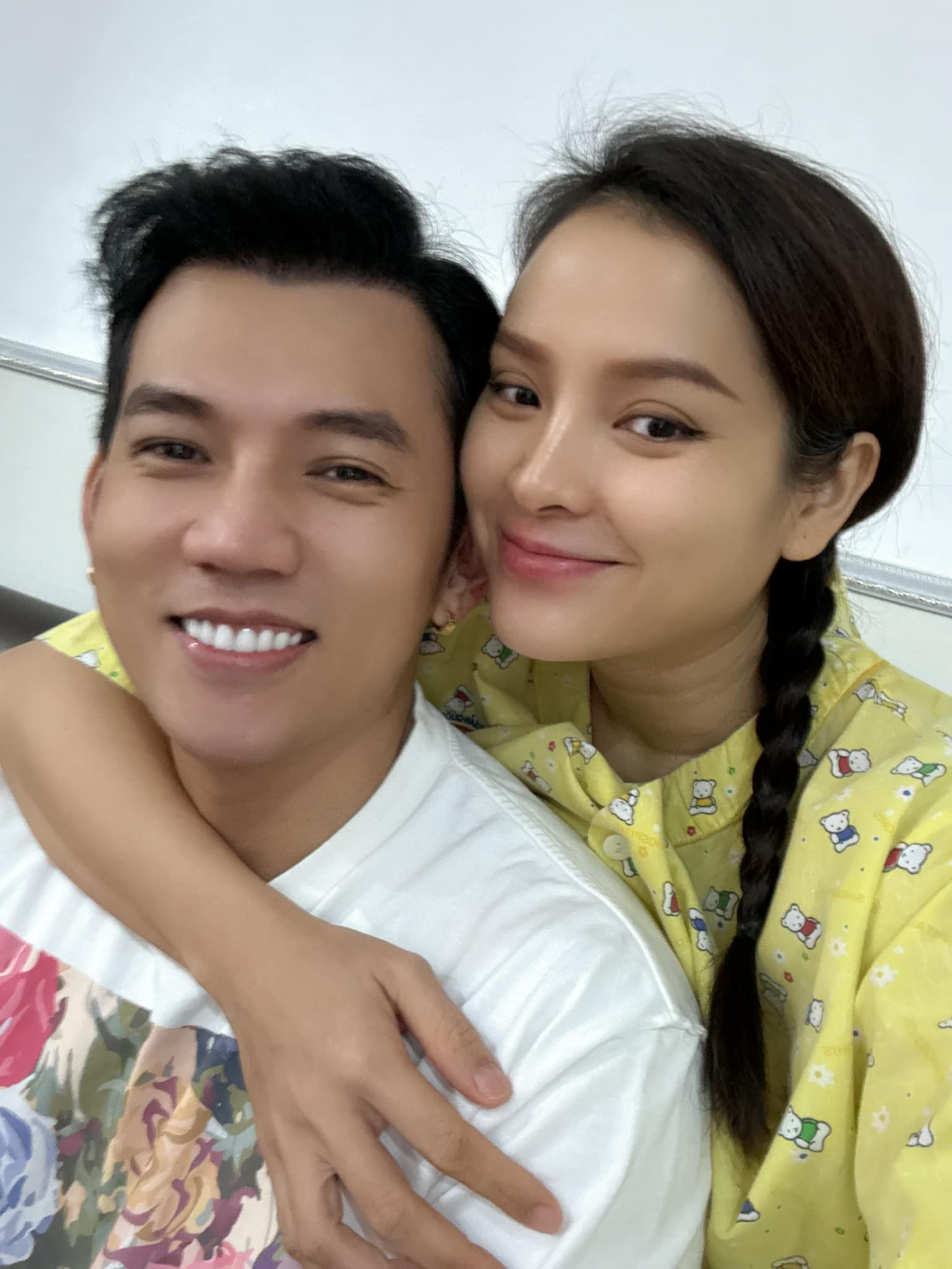 "Phú bà showbiz" tiết lộ về chi phí tổ chức tiệc đầy tháng cho con trai, được ông xã ủng hộ khi quyết định triệt sản 48109983111958454319044262768053507535380642n 160454 1742981600472 1742981600713153594668