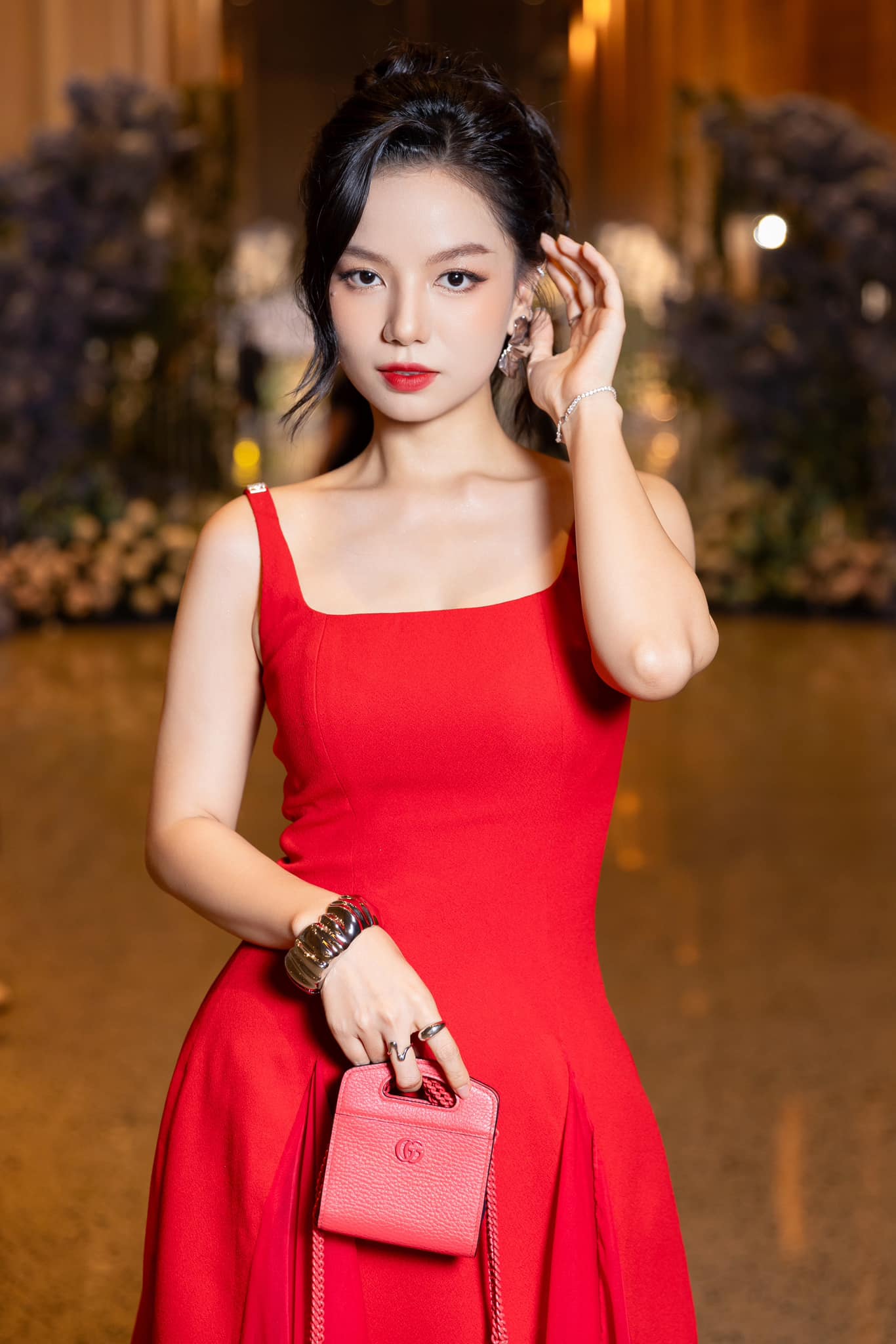 Sao nữ phim Mưa Đỏ có ông hy sinh ở Quảng Trị: Visual đời thường gây ấn tượng, đời tư cực bí ẩn- Ảnh 9.