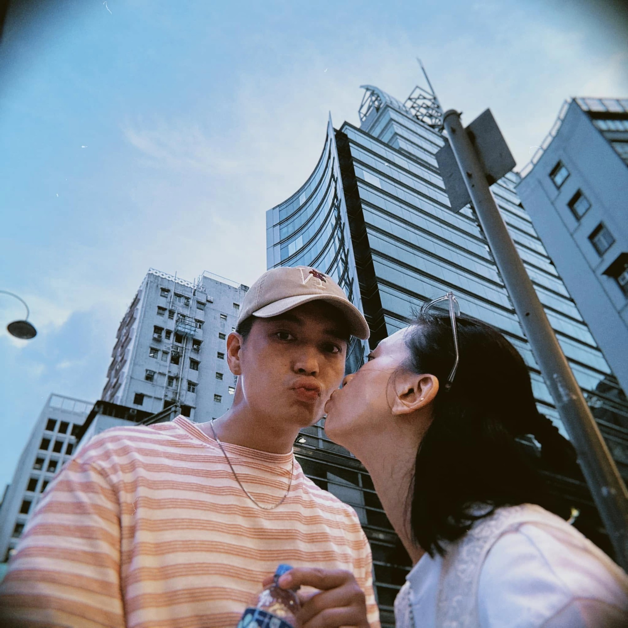 3 năm hôn nhân của Ngô Thanh Vân: Được chồng kém 11 tuổi chăm hơn em bé, ngoại hình gây ngạc nhiên khi mang thai lần đầu ở tuổi 46- Ảnh 3.