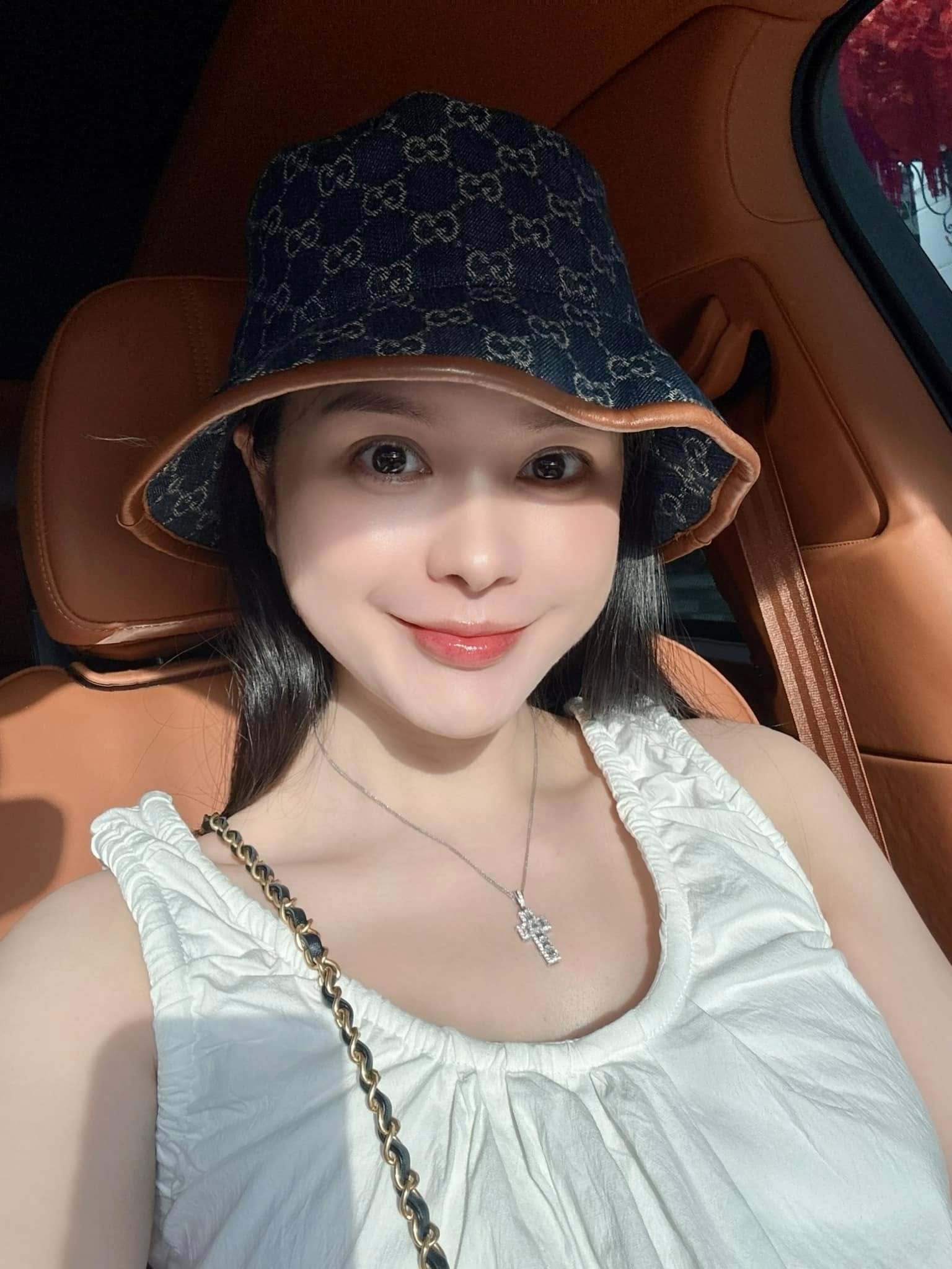 Đoàn Di Băng đang làm gì giữa lúc chồng bị bắt?- Ảnh 4.