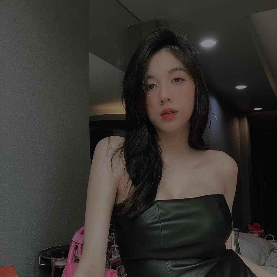 Đăng ảnh kề má thân mật với hot girl nóng bỏng, nam streamer khiến CĐM ghen tị- Ảnh 5.