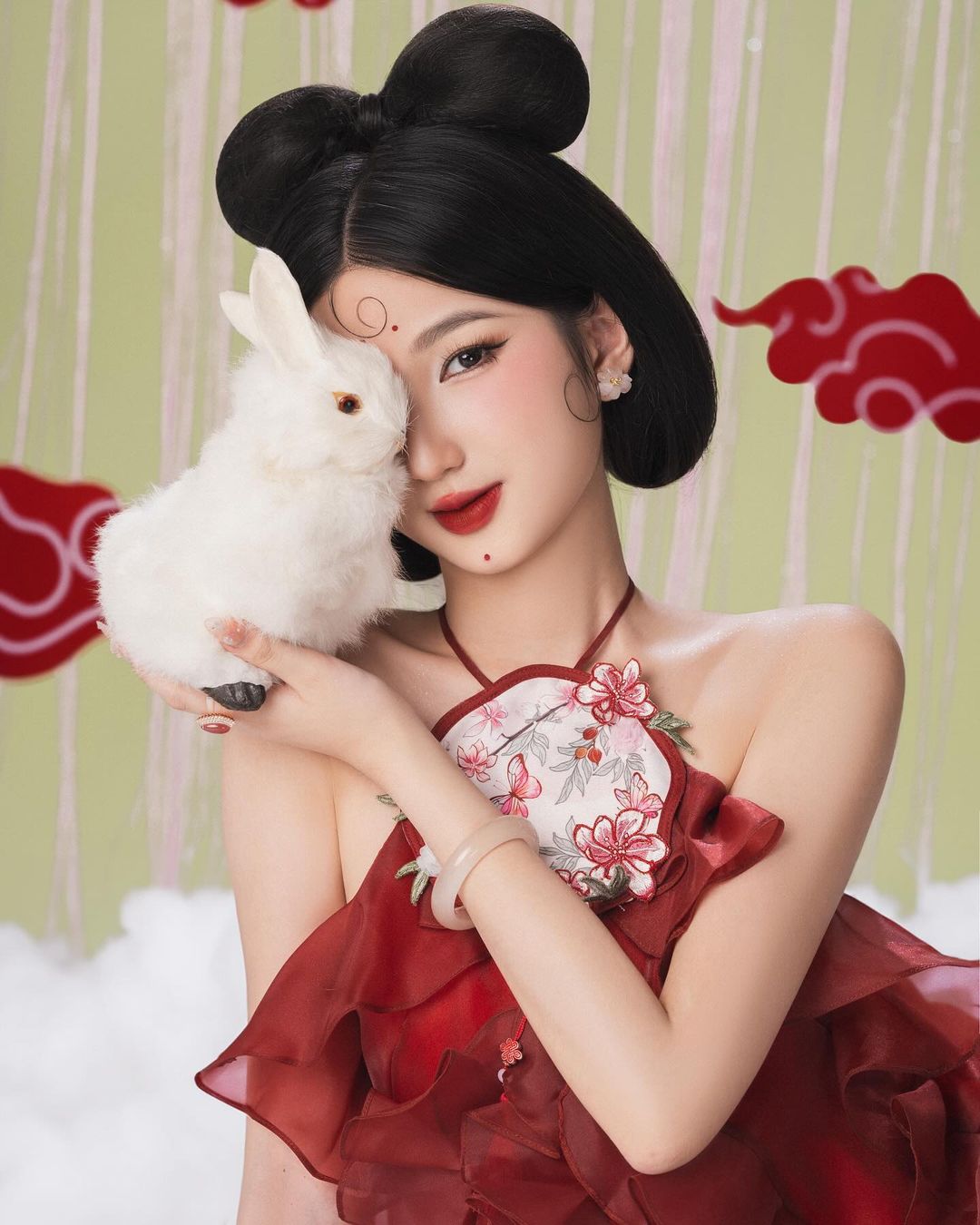 Không nhận ra nữ TikToker từng bật khóc vì bị chỉ trích, nay tự tin xuất hiện khoe đôi chân dài hơn 1m- Ảnh 4.