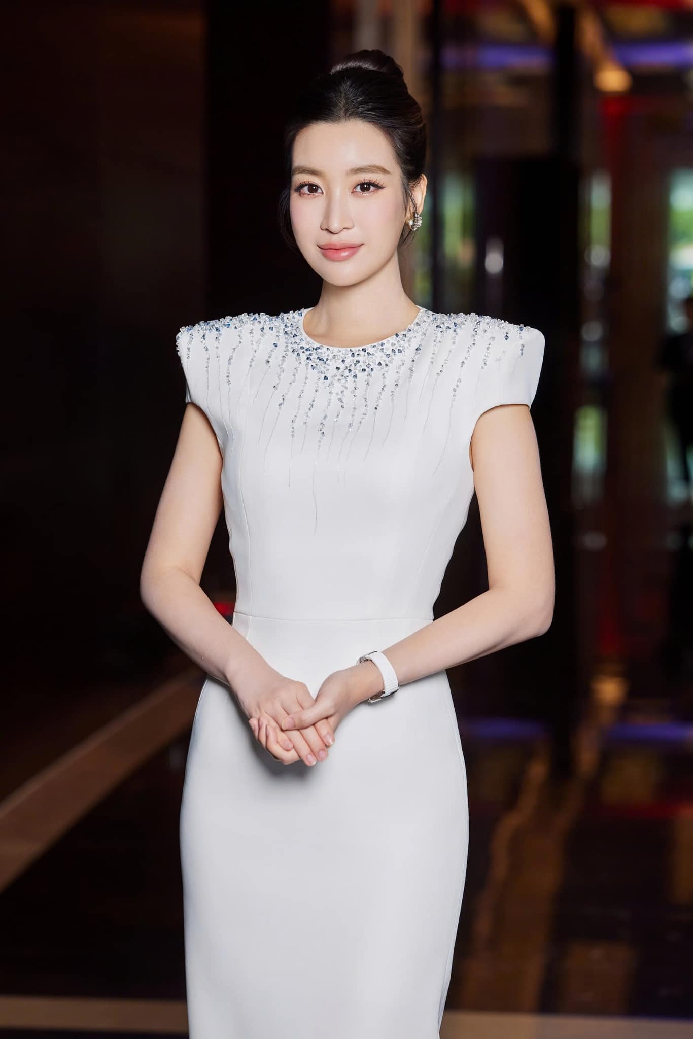 Hoa hậu Đỗ Mỹ Linh lộ mặt mộc thiếu son phấn, visual không chỉnh sửa khác lạ ra sao?- Ảnh 10.