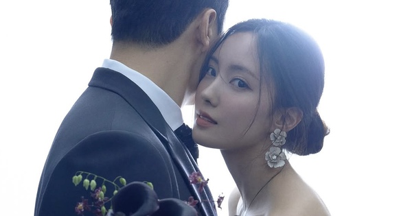 Hyomin (T-ara) tung ảnh cưới đẹp tựa poster phim, Kbiz sắp có hôn lễ khủng! 483838799185061998740118821430931420124150768n 1741867026327 1741867026673719389624 122 0 687 1080 crop 1741868972517652600765jpg