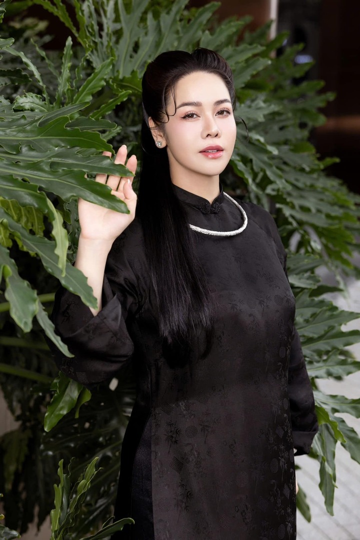 Cuộc sống làm mẹ bỉm sữa ở tuổi 40 của Nhật Kim Anh- Ảnh 9.