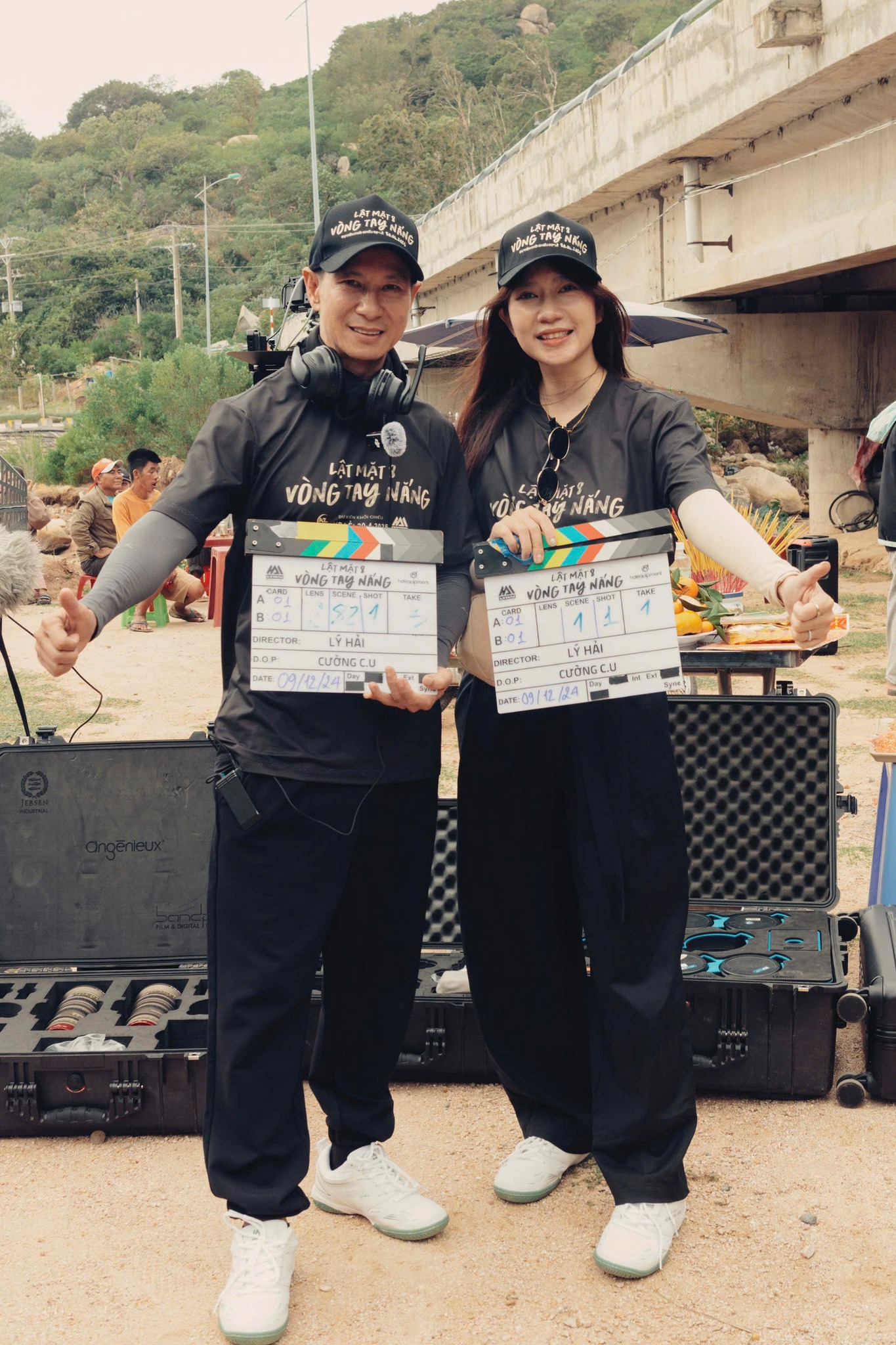 Đoạn clip cực viral của cặp vợ chồng quyền lực bậc nhất Vbiz, 1 chi tiết không đổi sau 15 năm- Ảnh 6. Đoạn clip cực viral của cặp vợ chồng quyền lực bậc nhất Vbiz, 1 chi tiết không đổi sau 15 năm- Ảnh 6.