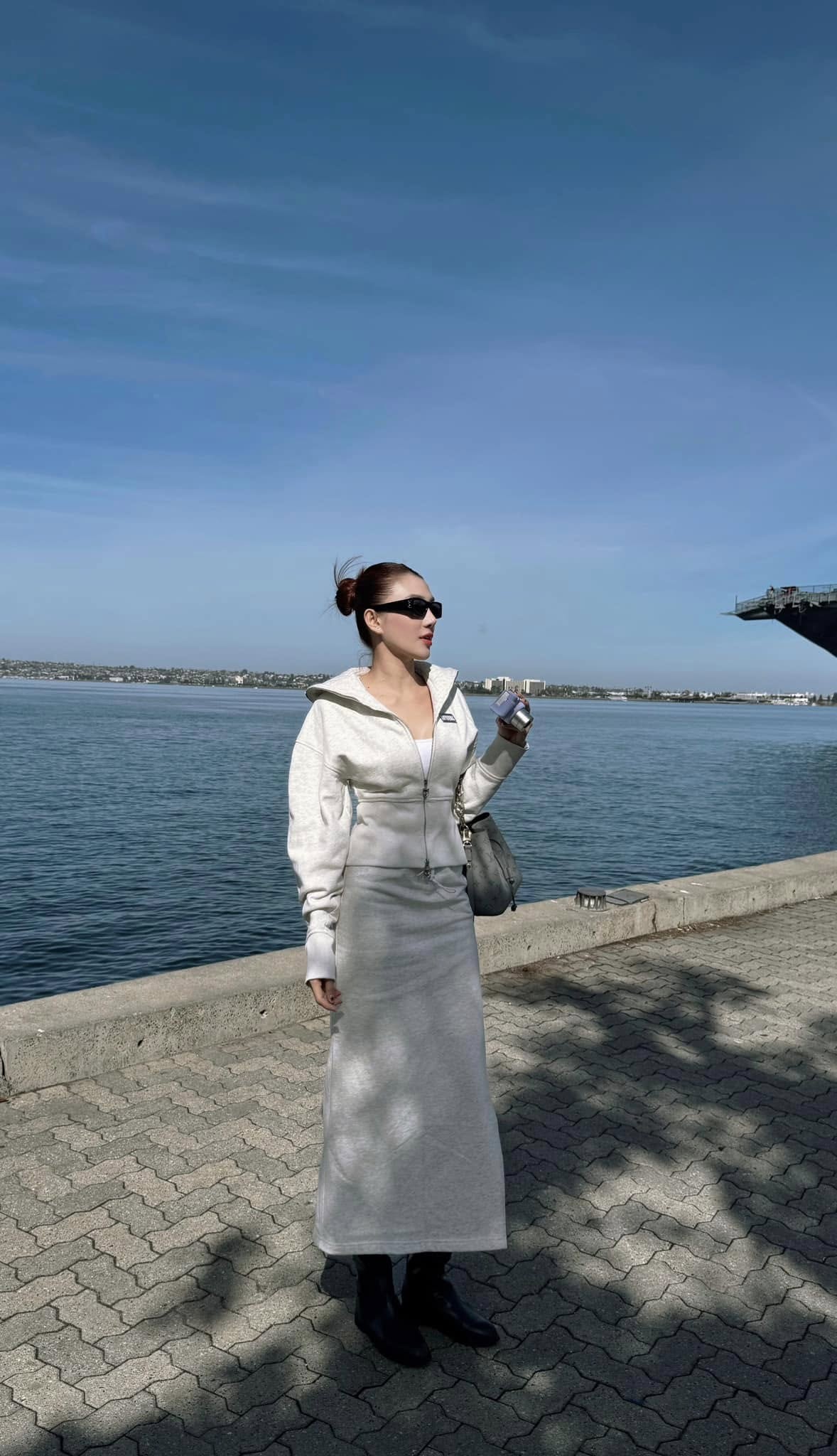 "Gà cưng" cũ của Vũ Khắc Tiệp lên tiếng khi bị tố "lật lọng", nhận tiền xong rồi bặt vô âm tín 48460790492920025942443402703964185561553300n 17474681301071272821842 1747475933116 17474759332661122758149