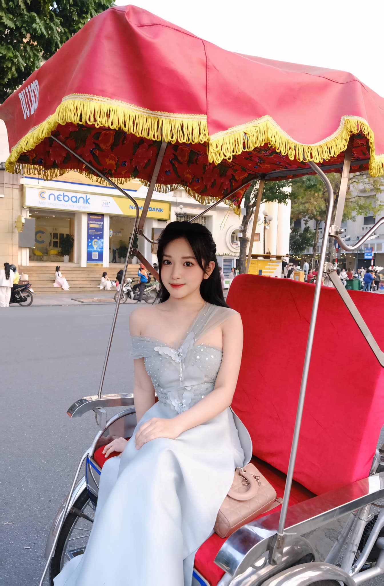 Hiếm hoi diện bikini, nàng thơ Hải Phòng