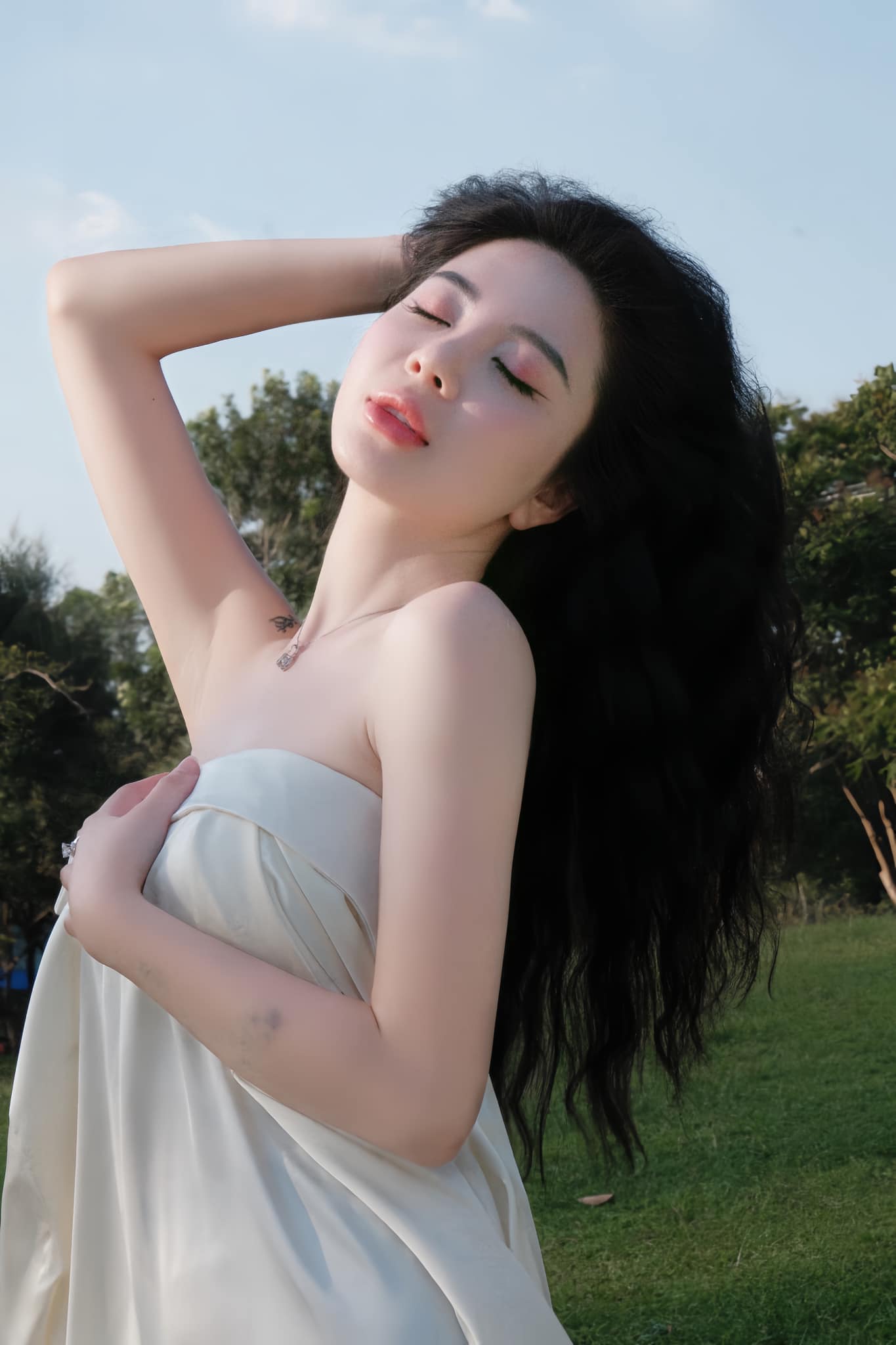 Streamer Trang Chuối công khai hình ảnh riêng tư, tâm sự