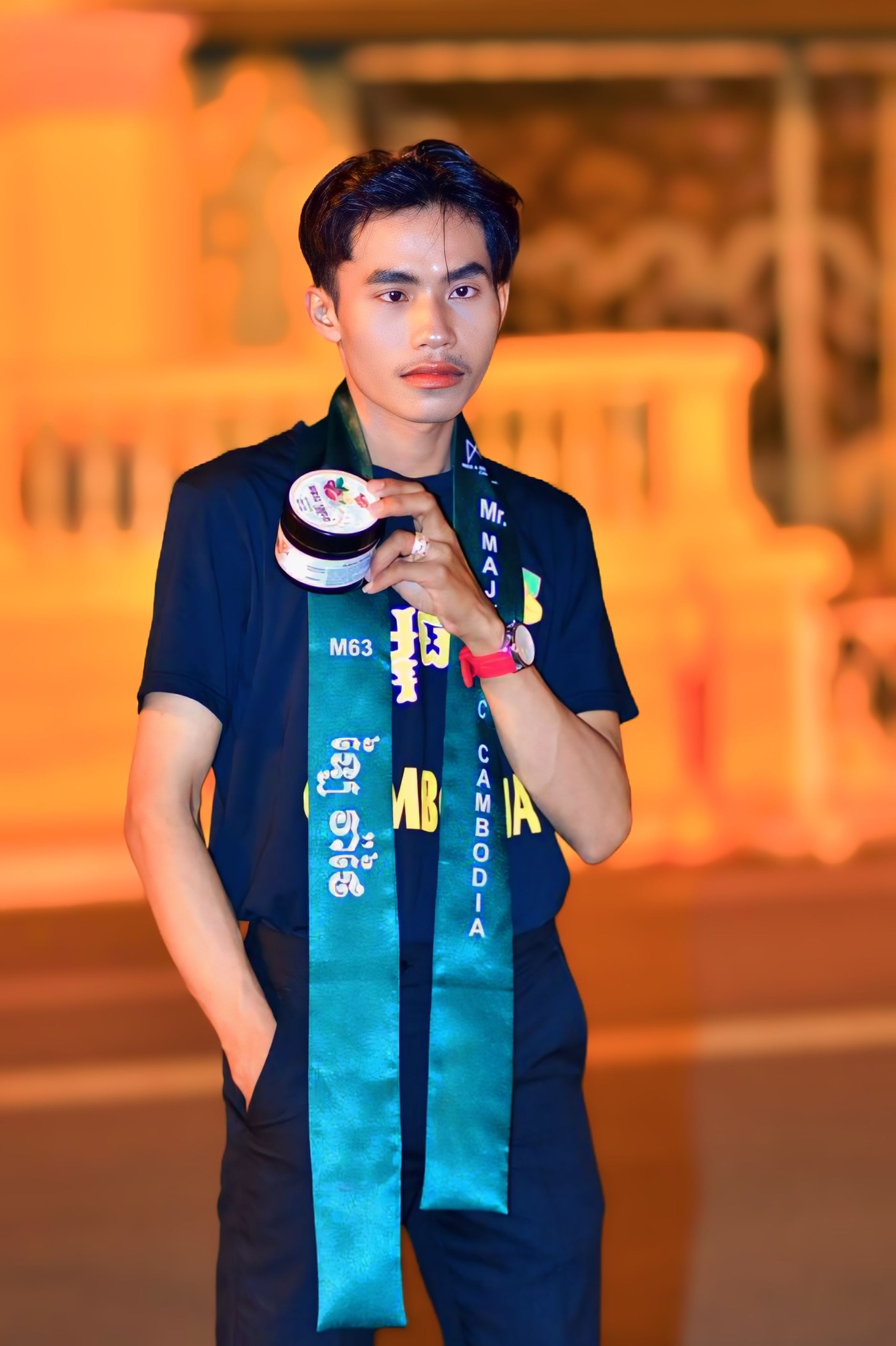 Thí sinh Top 10 Nam vương Campuchia đang gây “bão mạng” là ai?- Ảnh 2. Thí sinh Top 10 Nam vương Campuchia đang gây “bão mạng” là ai?- Ảnh 2.