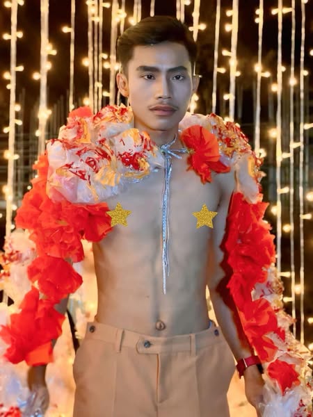 Chàng trai hot nhất Nam vương Campuchia khóc nghẹn khi phẫu thuật thẩm mỹ toàn bộ gương mặt ở Việt Nam!- Ảnh 7.