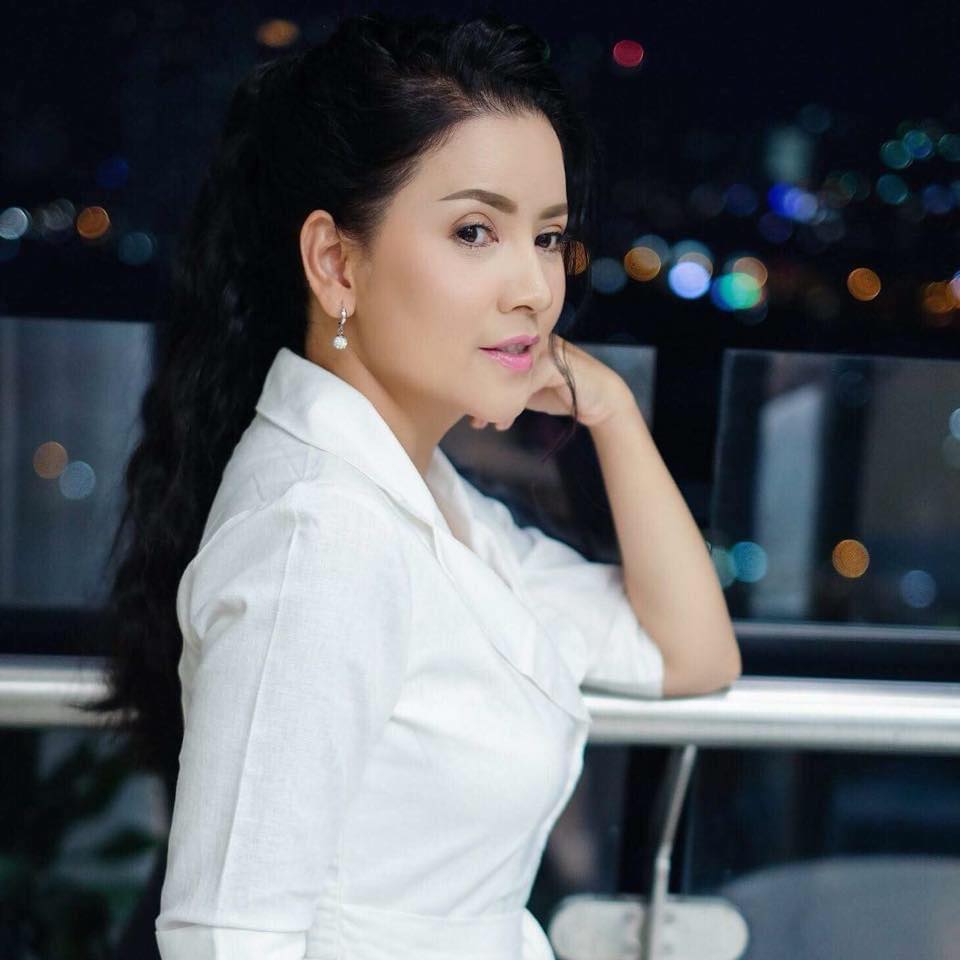 Sức khoẻ của nghệ sĩ Ngọc Trinh trước khi qua đời: Nhập viện cấp cứu và thở máy, hôn mê sâu suốt 10 ngày- Ảnh 1.