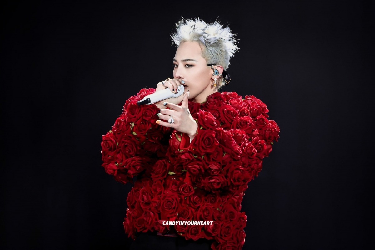 G-Dragon đi chuyên cơ cực đẳng cấp sang Việt Nam, nhìn từ phía sau cũng đủ thấy chất lừ!- Ảnh 2.