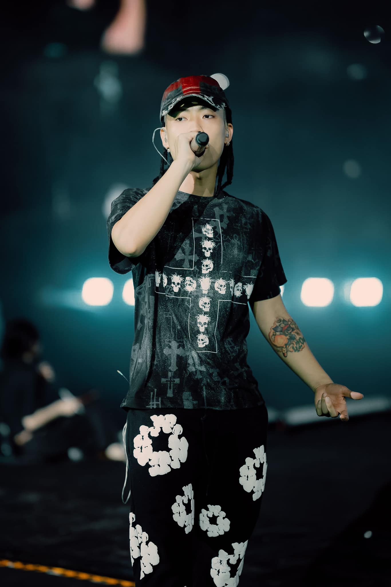 Tóc Tiên - Duy Khánh - Puka và dàn sao cùng lan toả tinh thần tự hào: Nếu có kiếp sau tôi vẫn muốn là người Việt Nam!- Ảnh 4. Tóc Tiên - Duy Khánh - Puka và dàn sao cùng lan toả tinh thần tự hào: Nếu có kiếp sau tôi vẫn muốn là người Việt Nam!- Ảnh 4.