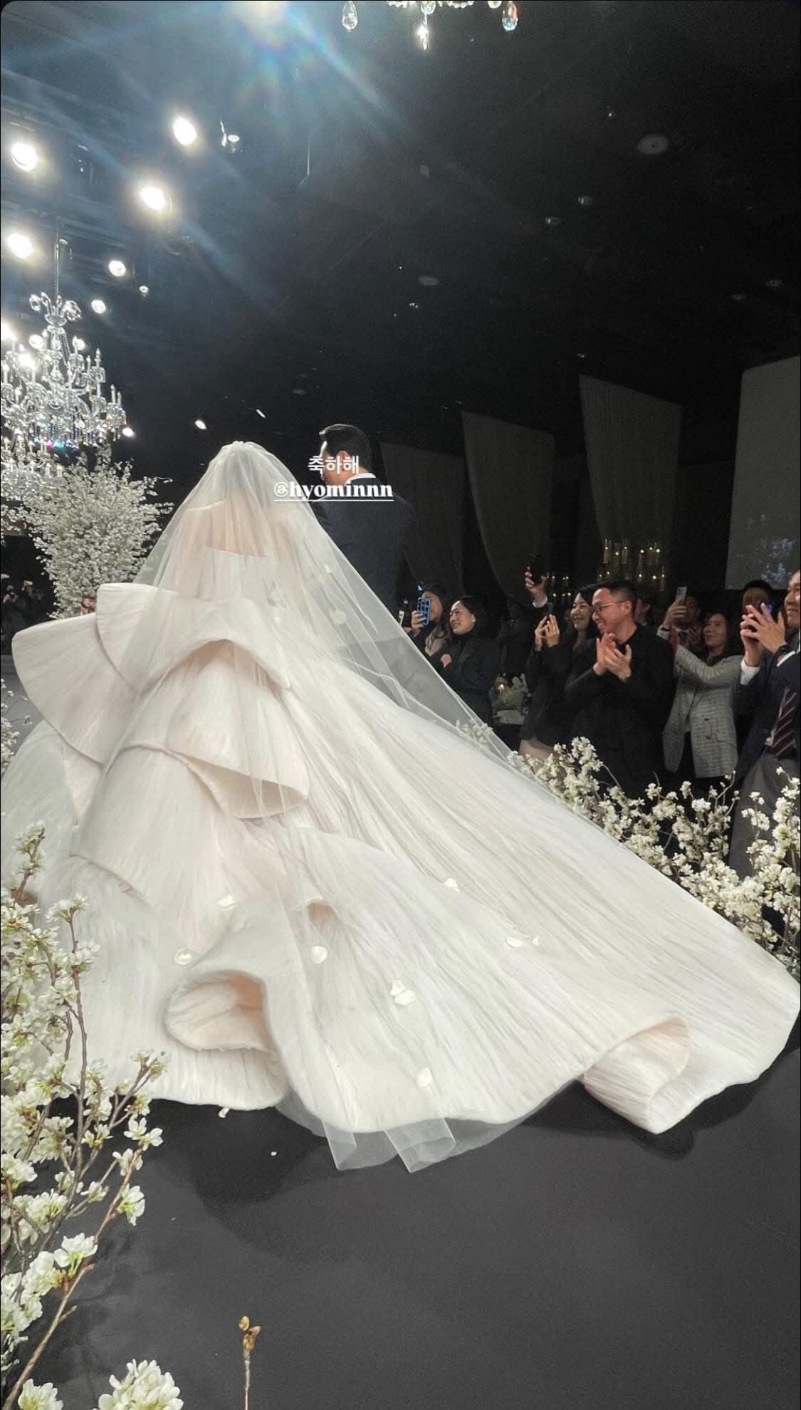 Hôn nhân như mơ của Hyomin (T-ara): “Sét đánh” từ cái nhìn đầu tiên, được cầu hôn táo bạo không ngờ!- Ảnh 6.