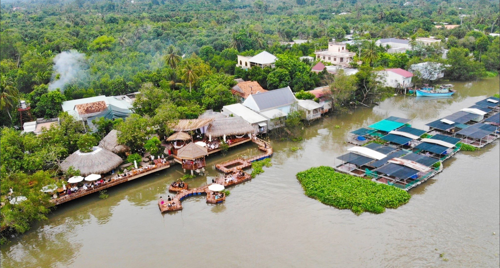 Nữ diễn viên sở hữu nhà 1000m2 ở Quận 7, khu du lịch 50.000m2 ở Tiền Giang, sinh 4 con vẫn đẹp- Ảnh 3.