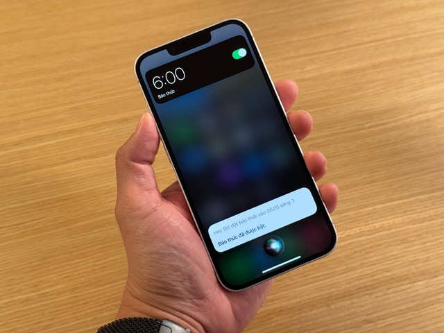 Siri tiếng Việt trên iOS 18.4: Đã gọi được xe, chuyển tiền, kể chuyện và… mở nhạc Bắc Bling- Ảnh 2.