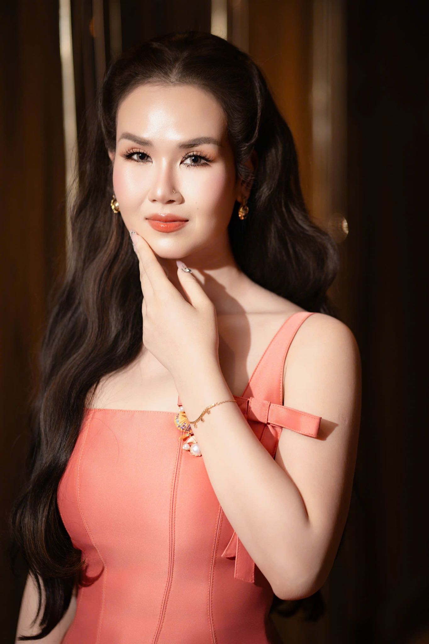 Võ Hạ Trâm nói câu quá tinh tế với Nguyễn Duyên Quỳnh, 2 cô gái đối đáp thế nào mà gây xôn xao- Ảnh 4.