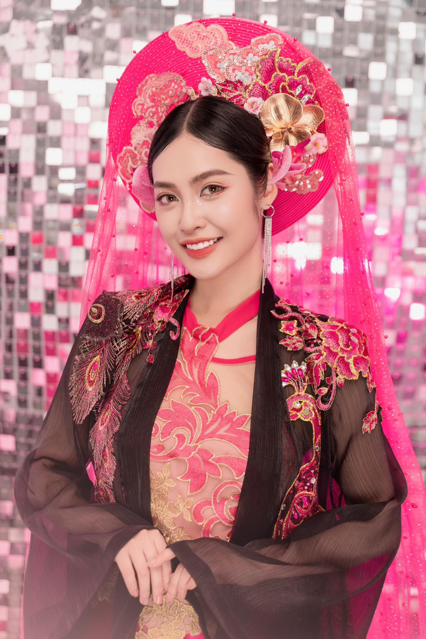 Hoa hậu 99 để lộ thông tin ngày lên xe hoa với bạn trai Phó giám đốc hơn 8 tuổi- Ảnh 5.