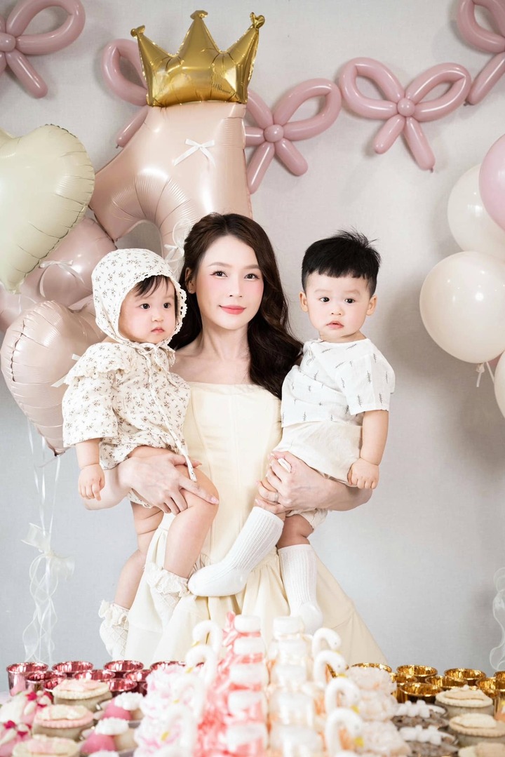 Liên tục che mặt chồng khi đăng ảnh, Sam bị chỉ trích