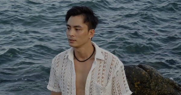 Mỹ nam Việt đẹp tới mức không ai dám mời đóng phim, nhan sắc như chiếc ghế vì nó không phải bàn 26 Mỹ nam Việt đẹp tới mức không ai dám mời đóng phim, nhan sắc như chiếc ghế vì nó không phải bàn 48745574139995906602979601457718880742479263n 1751387079045 1751387079212802731820 404 0 1208 1536 crop 1751387184215716584330jpg