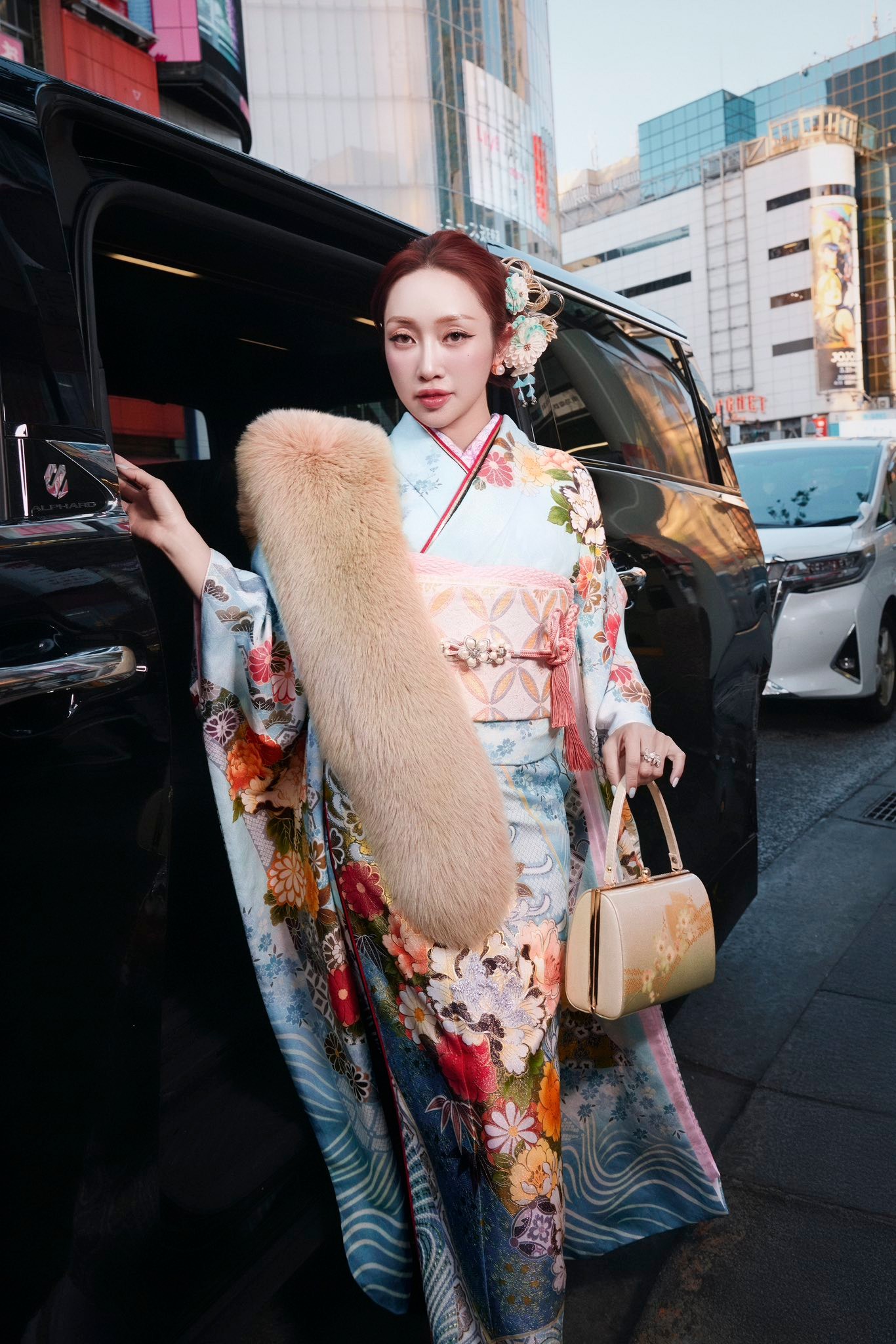 Vợ sao nam Vbiz vung tiền khi du lịch Nhật: Có stylist riêng đi cùng, chọn thuê đồ đắt nhất để “sống ảo”- Ảnh 5.