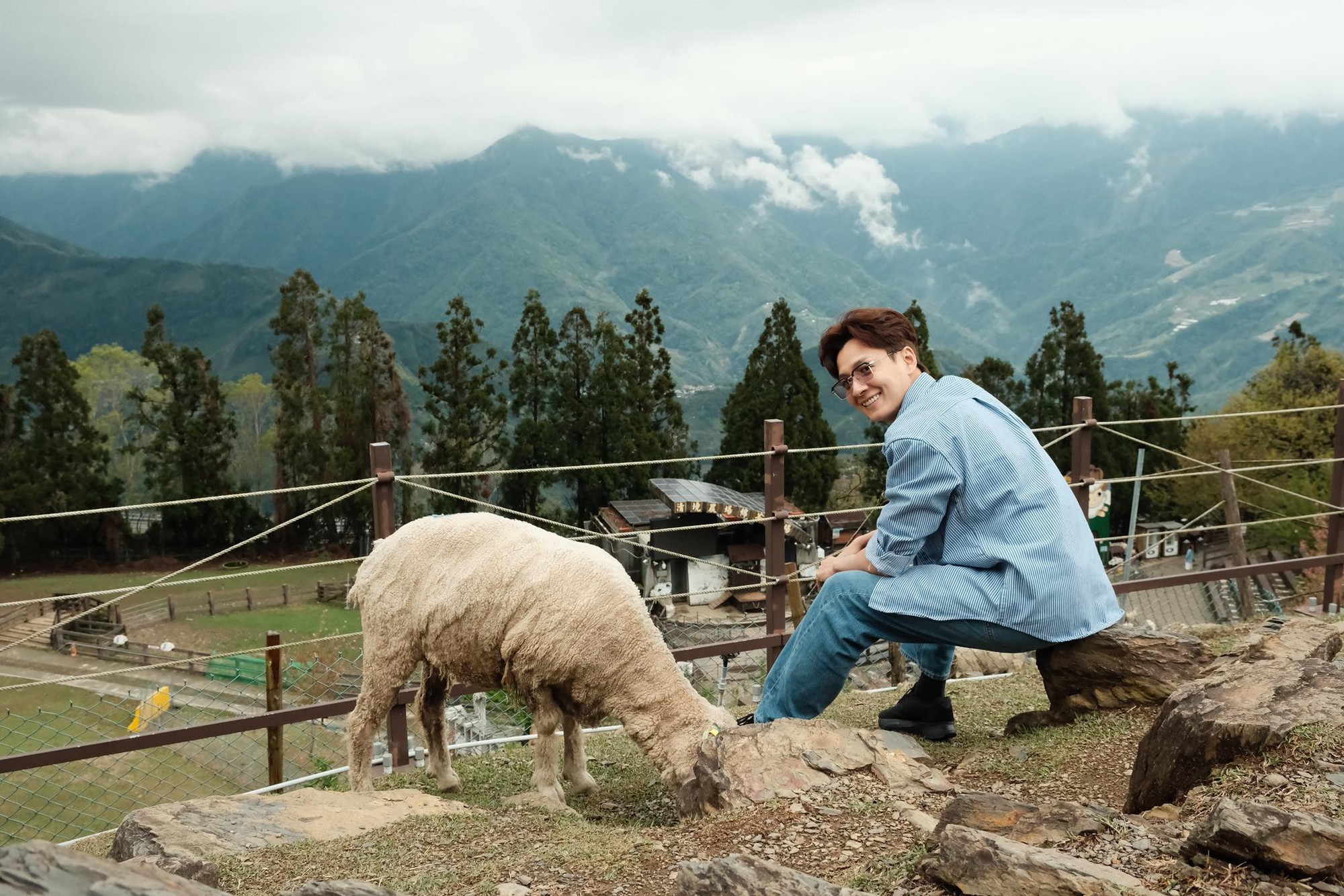 Ngoại hình điển trai của Ngoại hình điển trai của