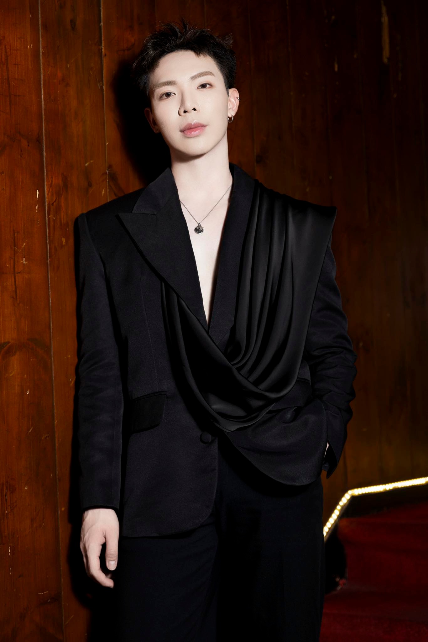 Bóc body thật gây sốc của 1 sao nam Vbiz nổi tiếng tập gym, khoe 6 múi- Ảnh 5.