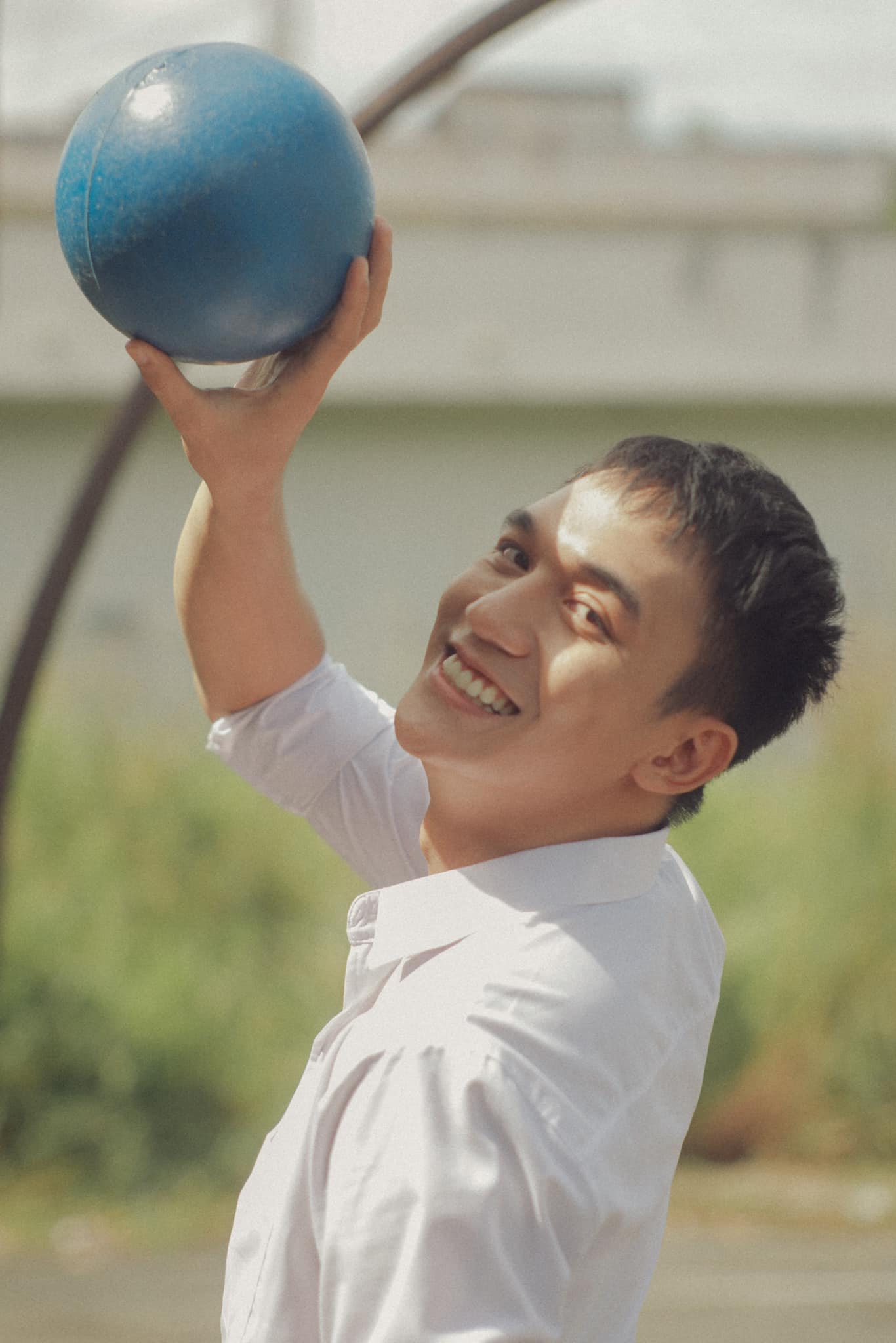 Trai đẹp 1m8 hot nhất phim Mưa Đỏ: Visual và body Trai đẹp 1m8 hot nhất phim Mưa Đỏ: Visual và body