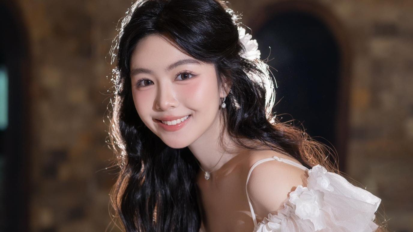 Con gái Quyền Linh phản biện