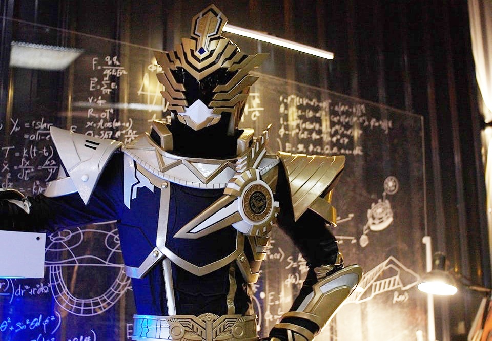 Ảnh nét căng gây sốc của phim siêu nhân Việt đầu tiên, dân mạng thốt lên “quá đẹp”- Ảnh 4.