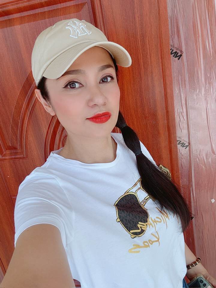 Đệ nhất mỹ nhân Việt sở hữu nhà vườn 3000m2 ở TP.HCM, cát xê 30 cây vàng, 53 tuổi không lấy chồng- Ảnh 9. Đệ nhất mỹ nhân Việt sở hữu nhà vườn 3000m2 ở TP.HCM, cát xê 30 cây vàng, 53 tuổi không lấy chồng- Ảnh 9.