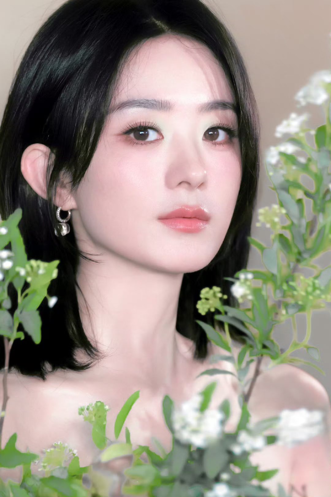 Triệu Lệ Dĩnh: Tiểu hoa đán bị nghi bán dâm, tình sử ngập drama