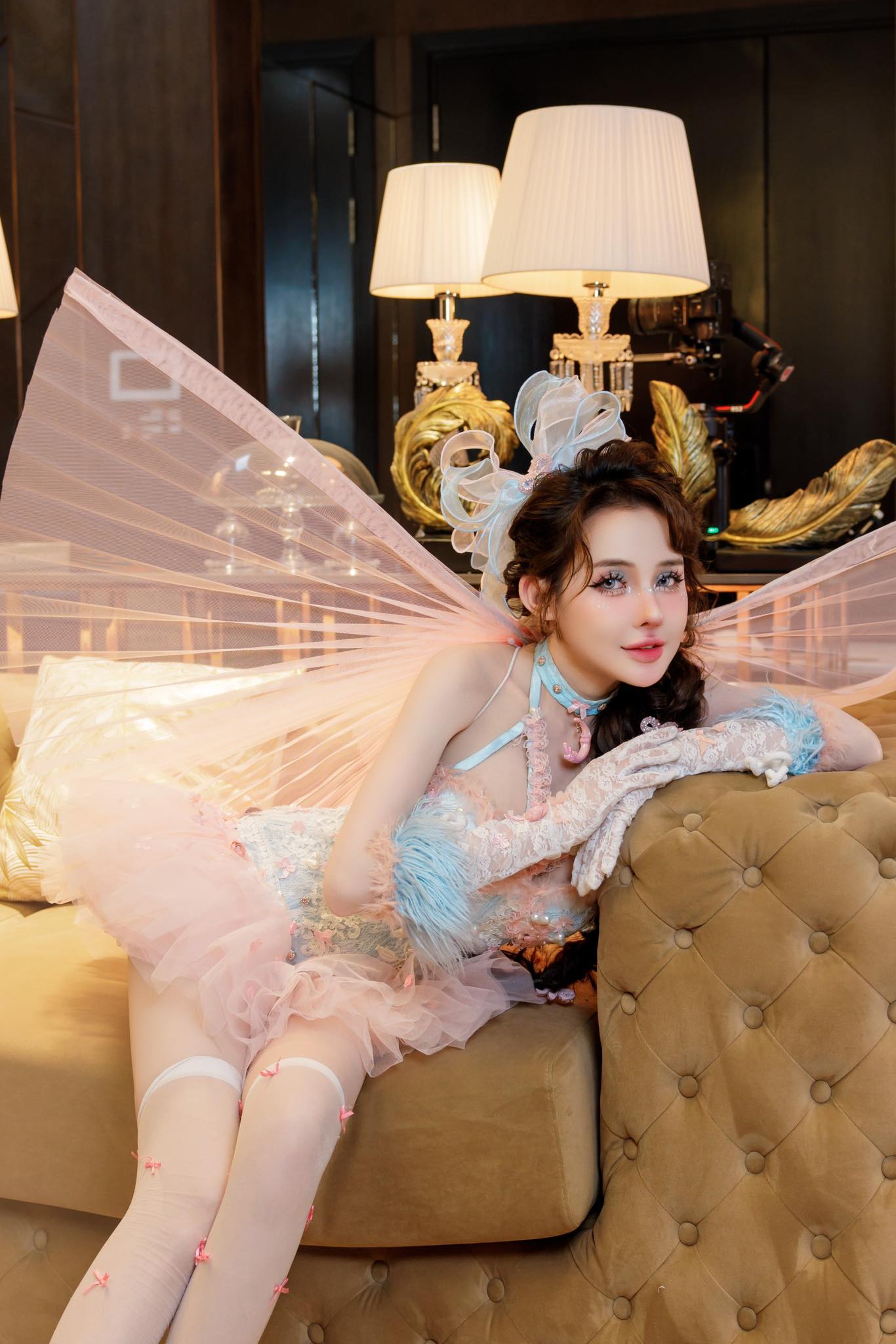 Diện đồ gợi cảm, Ngân 98 khiến anh em game thủ