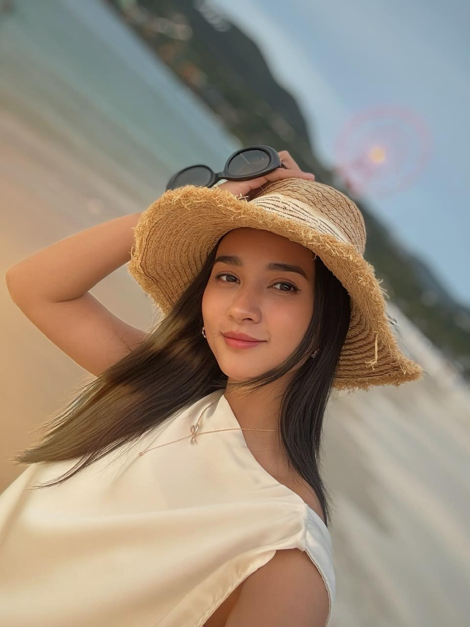 NSƯT đẹp nhất Việt Nam: 21 tuổi làm mẹ đơn thân, 38 tuổi nghi yêu đồng giới- Ảnh 12.