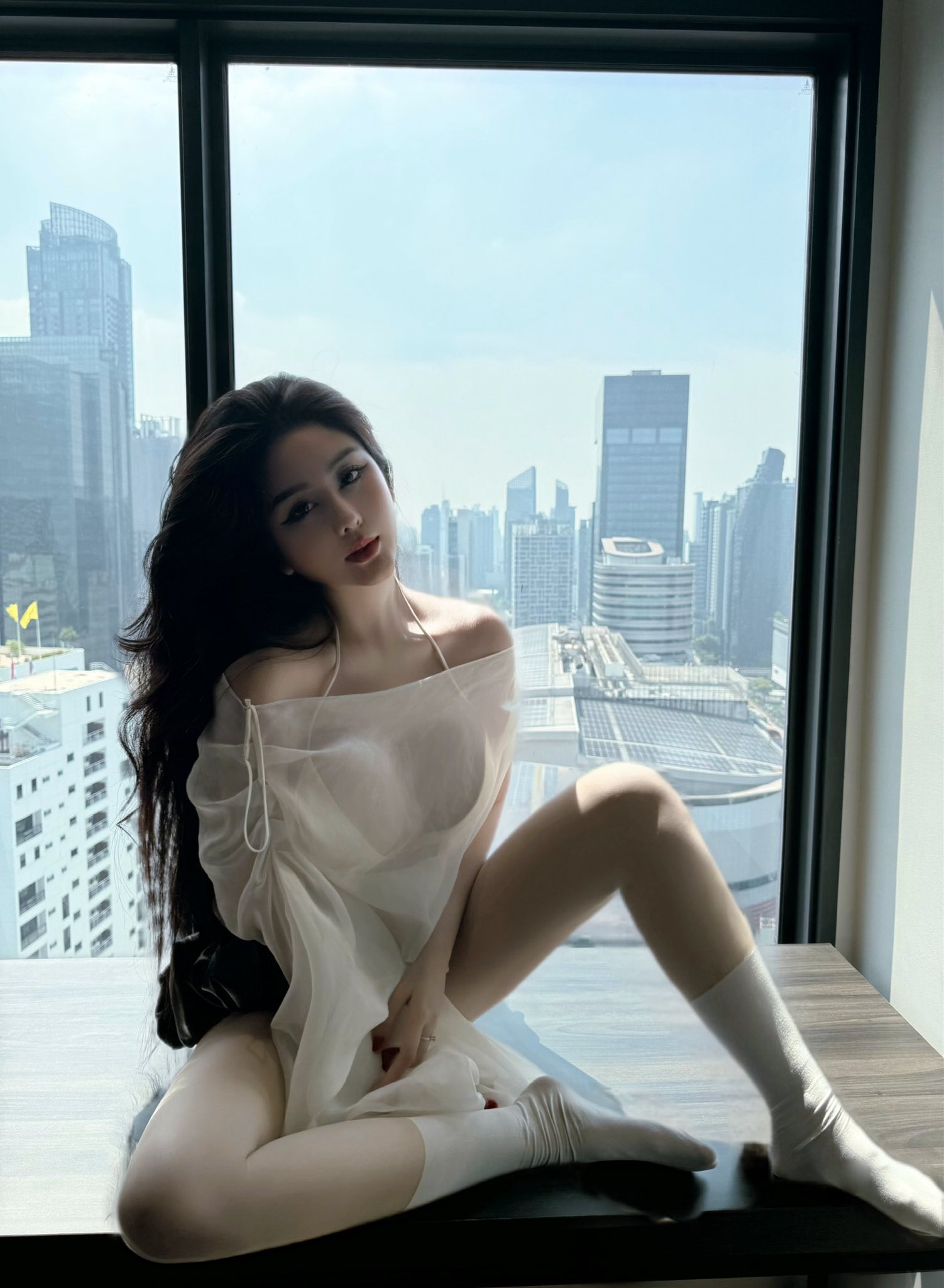 "Phát tín hiệu" hờn dỗi nhưng vẫn cực thần thái, hot girl vạn người mê thu hút sự chú ý 49035777139426874359800843081049543861650842n 17450332733981713389256 1745034605719 1745034605857766505029