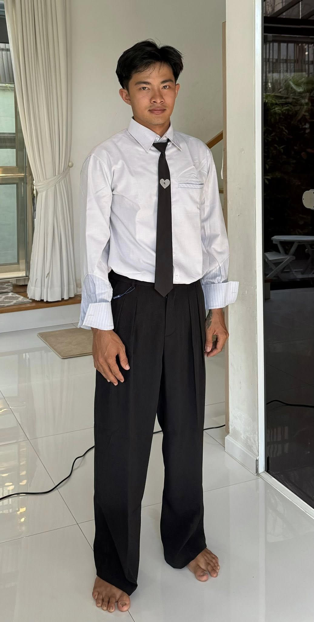 Nữ diễn viên gợi cảm khiến Lê Tuấn Khang ngại không dám chụp ảnh cùng- Ảnh 5.