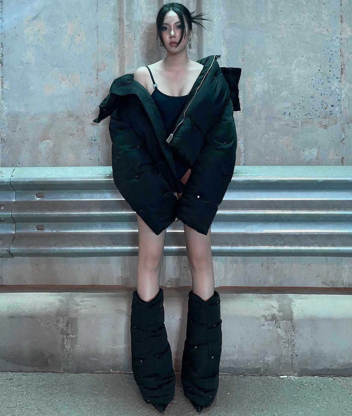 Bạn gái mới MCK: Thủ khoa Sân khấu Điện ảnh, visual lẫn body Bạn gái mới MCK: Thủ khoa Sân khấu Điện ảnh, visual lẫn body