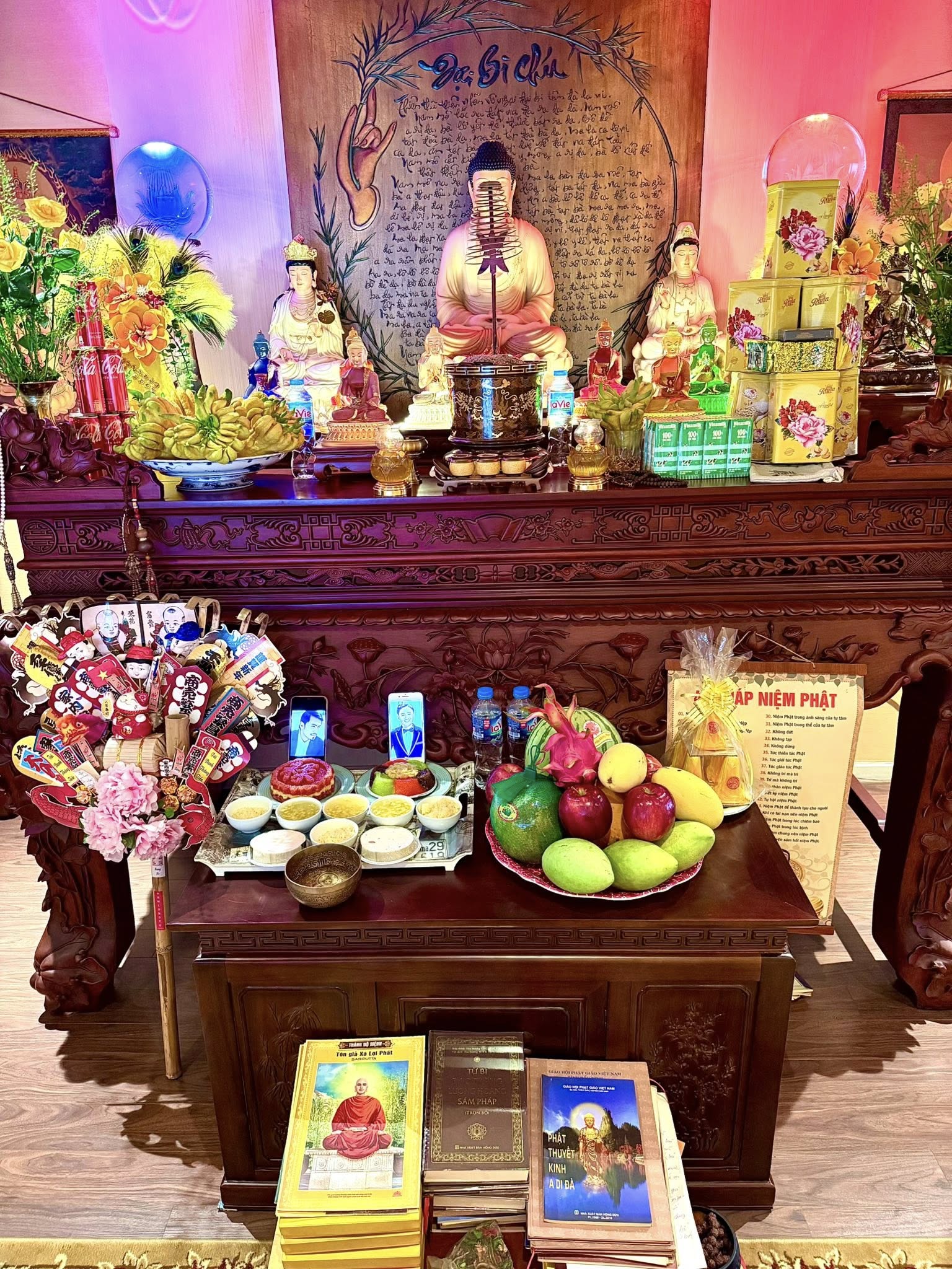 Trương Nam Thành làm cơm cúng cho Quý Bình và một nam nghệ sĩ qua đời đã 10 năm- Ảnh 1.