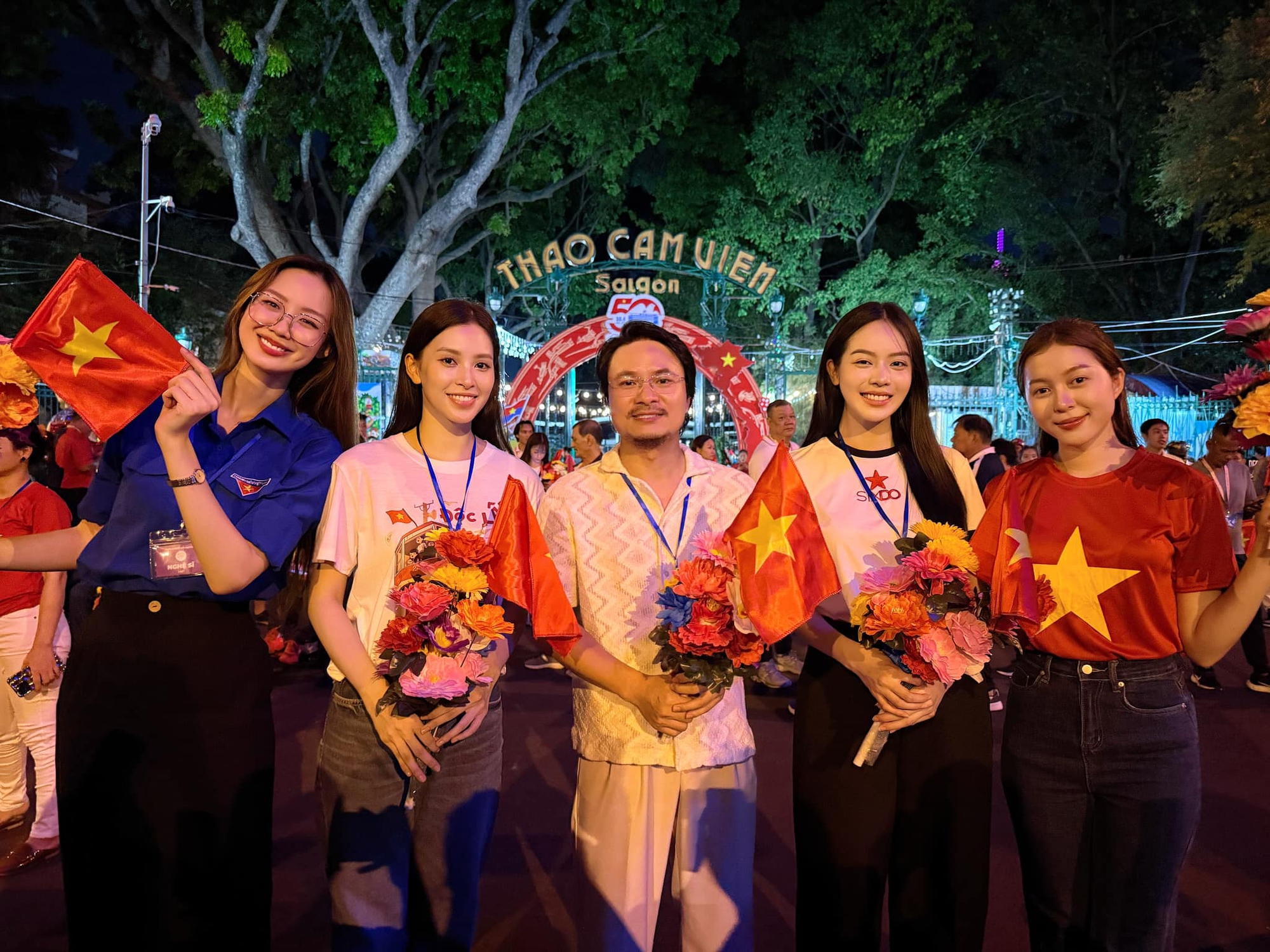 Tiểu Vy, Lan Ngọc, Minh Luân cùng nhiều sao Việt hào hứng tham gia tổng hợp luyện diễu hành Đại lễ 30/4- Ảnh 7.