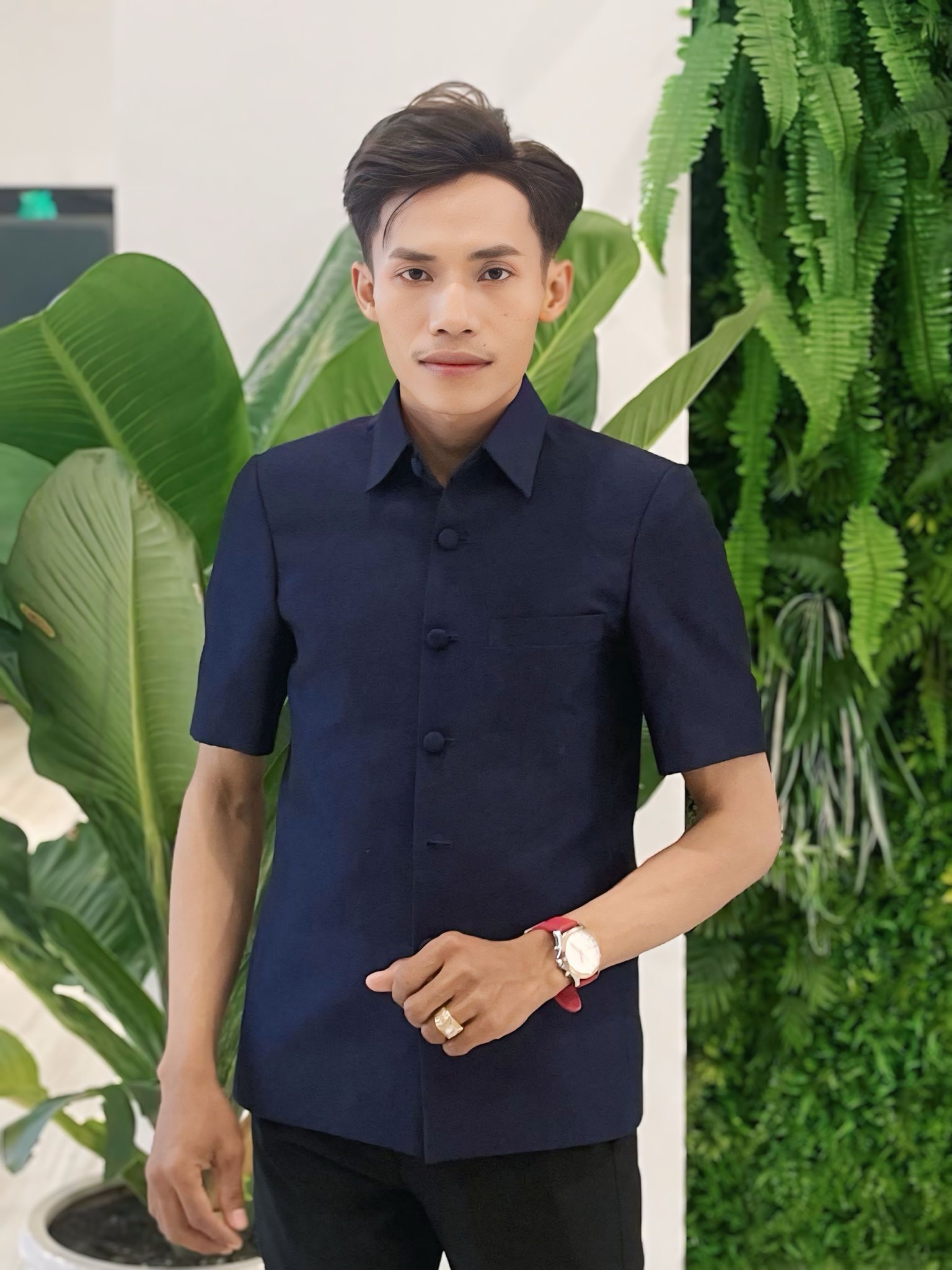 Diện mạo mới của chàng trai hot nhất Nam vương Campuchia sau khi “dao kéo” toàn bộ gương mặt ở Việt Nam- Ảnh 3.