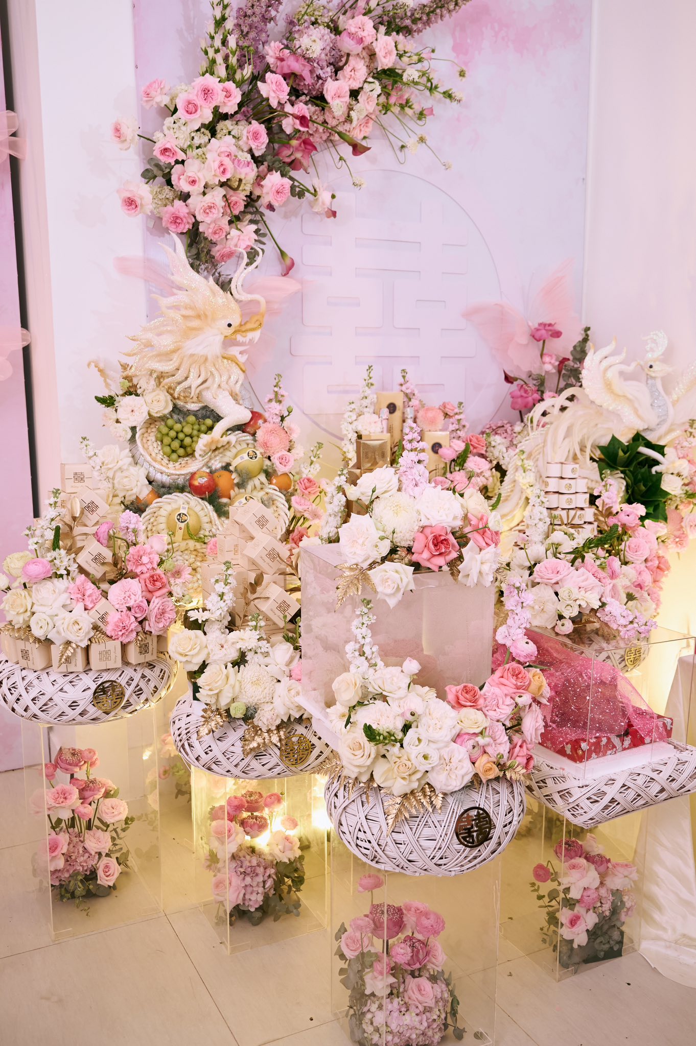 HOT: Á hậu Vbiz công khai chồng doanh nhân trong lễ ăn hỏi bí mật, vàng sính lễ trĩu cổ gây choáng!- Ảnh 4.