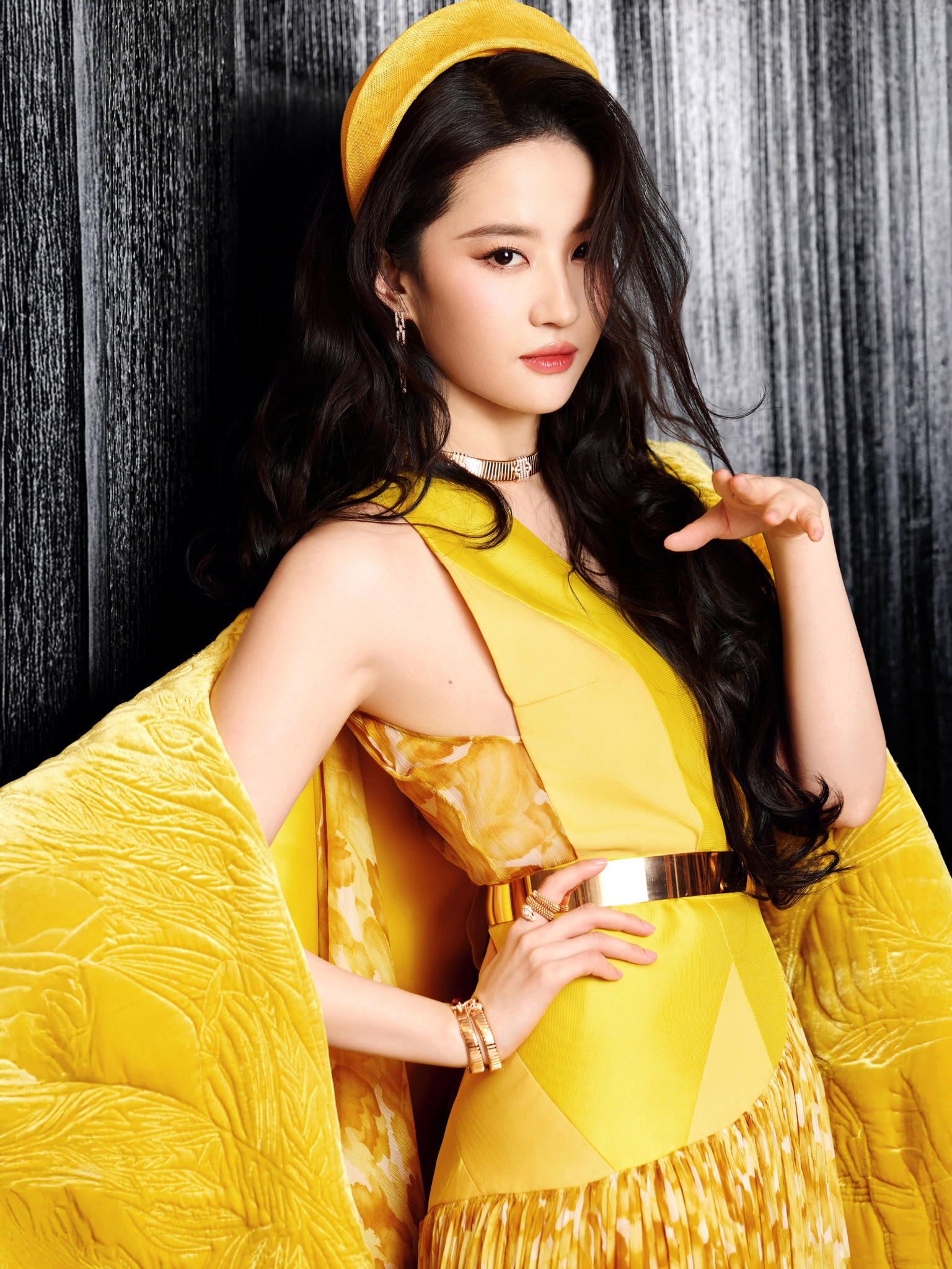 4 khuyết điểm nhan sắc