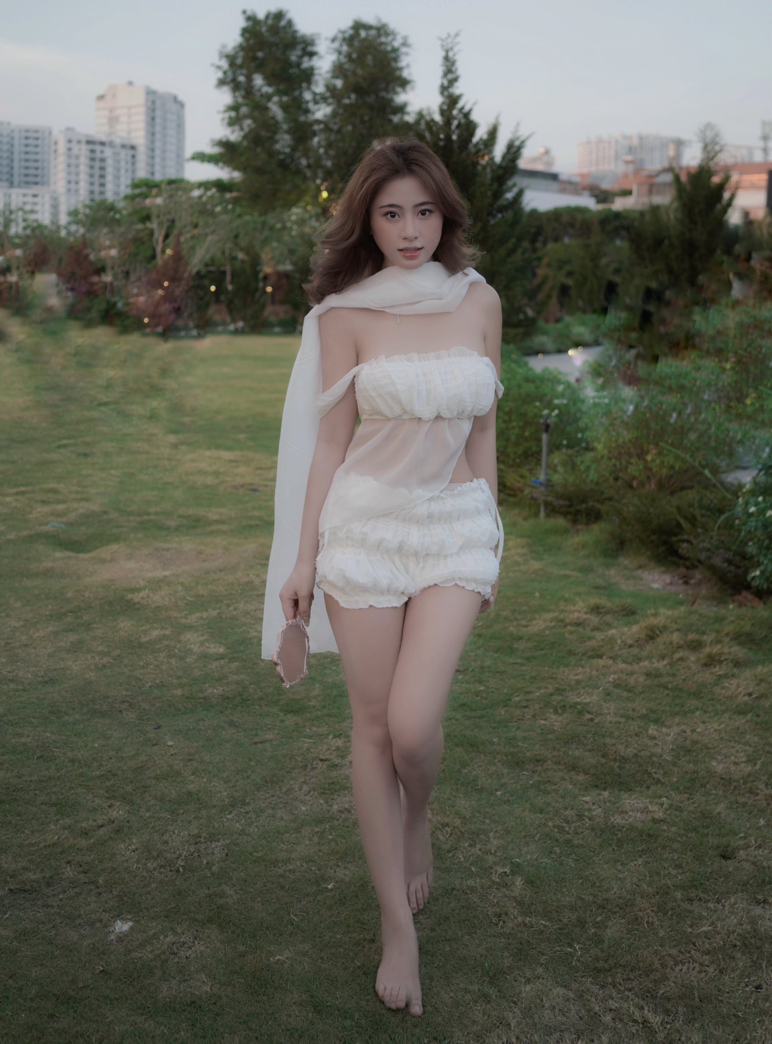 Nữ TikToker biến hình phong cách