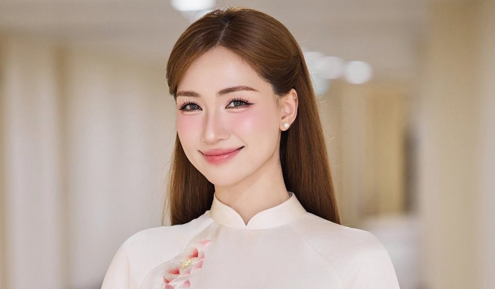 Hòa Minzy chuyển 300 triệu đồng cho người dân Nghệ An, nhiều nghệ sĩ khác cũng hỗ trợ- Ảnh 1. Hòa Minzy chuyển 300 triệu đồng cho người dân Nghệ An, nhiều nghệ sĩ khác cũng hỗ trợ- Ảnh 1.