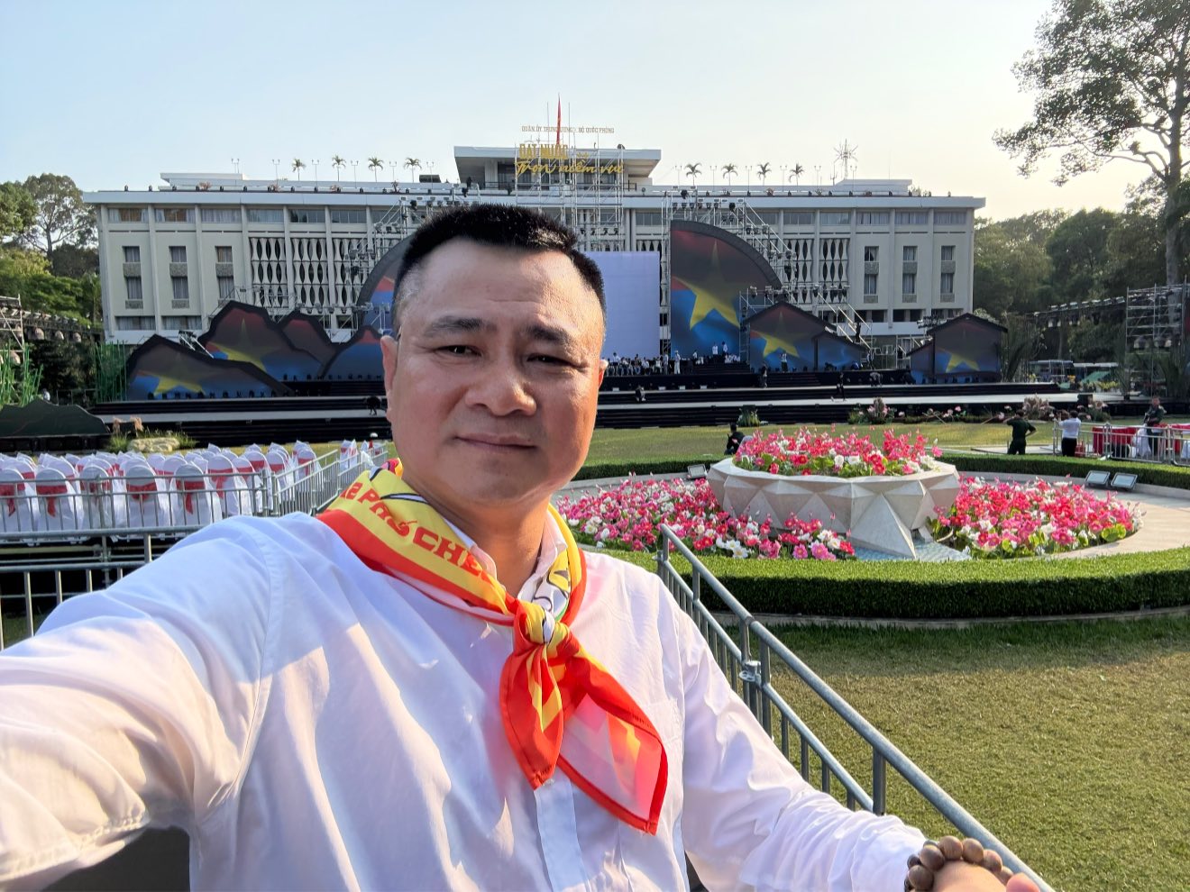 NSND Tự Long có thái độ