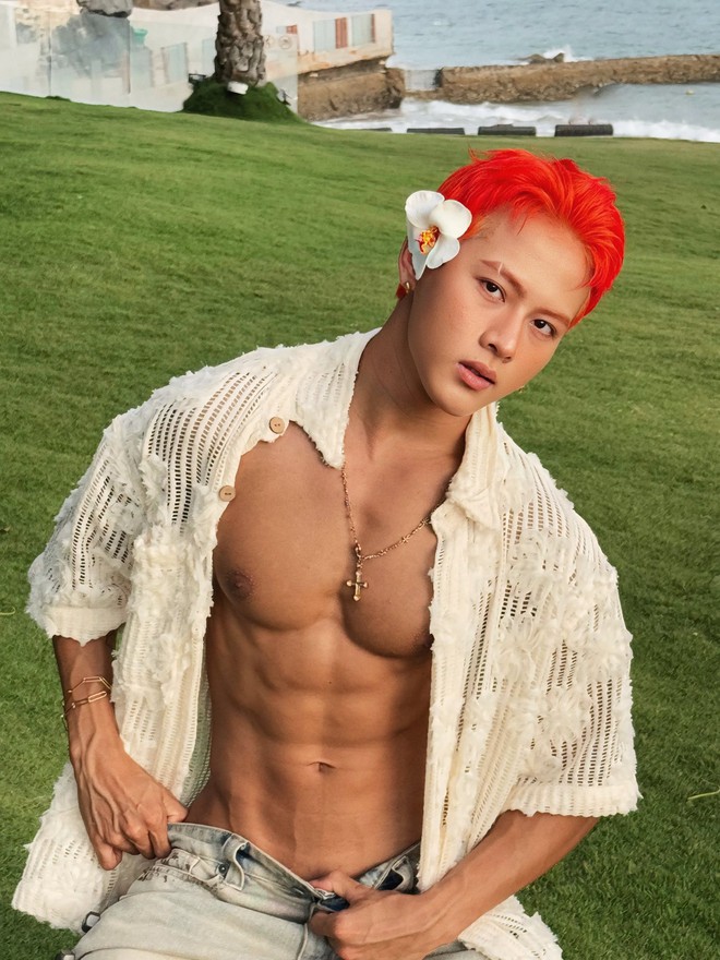 Bạn trai tin đồn vừa lộ ảnh riêng tư với Jun Phạm: