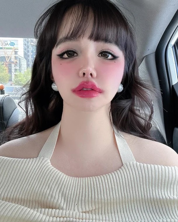 Hot nhất Naver: Park Bom (2NE1) đáp trả